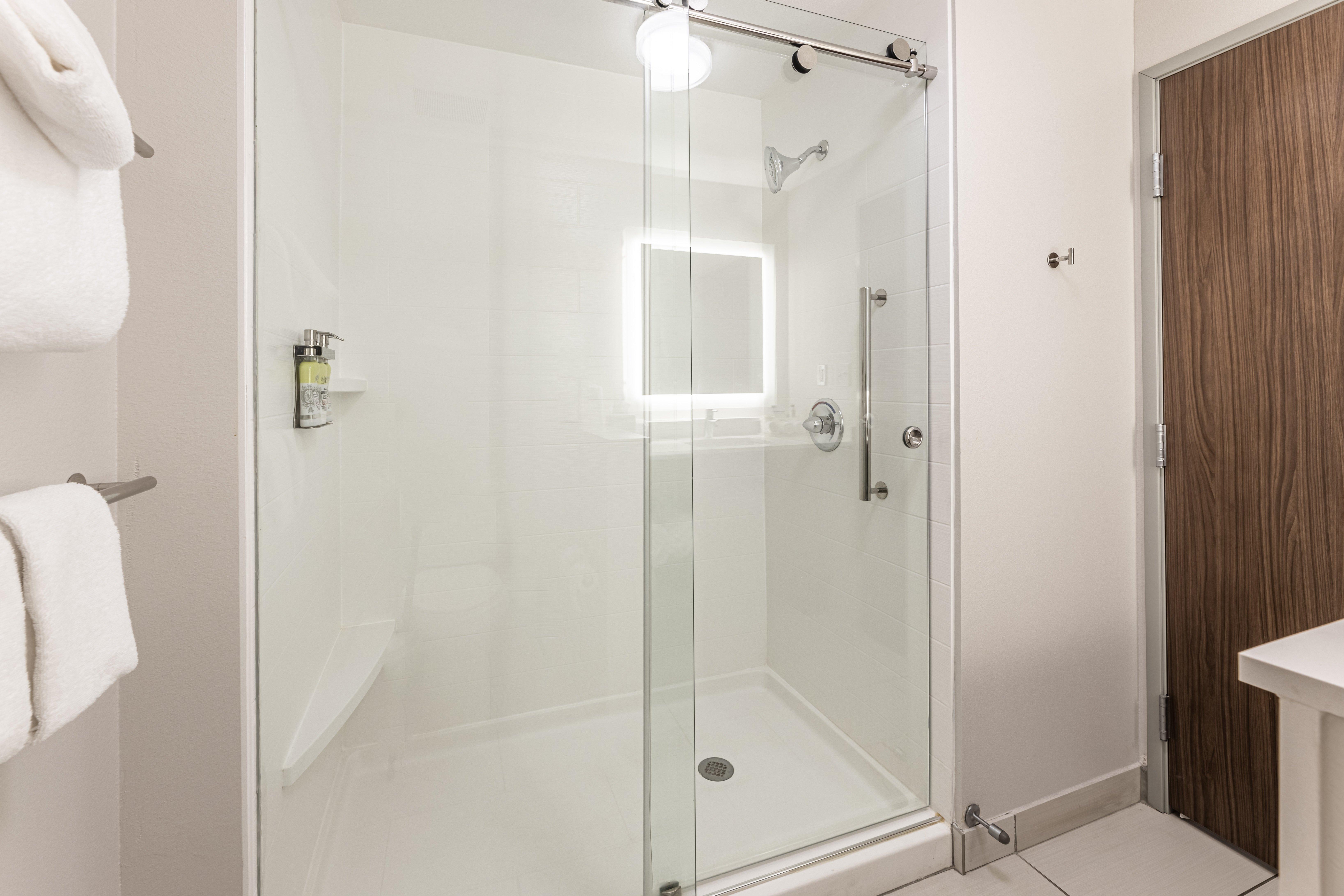 Holiday Inn Express & Suites - Rantoul By Ihg Hotel